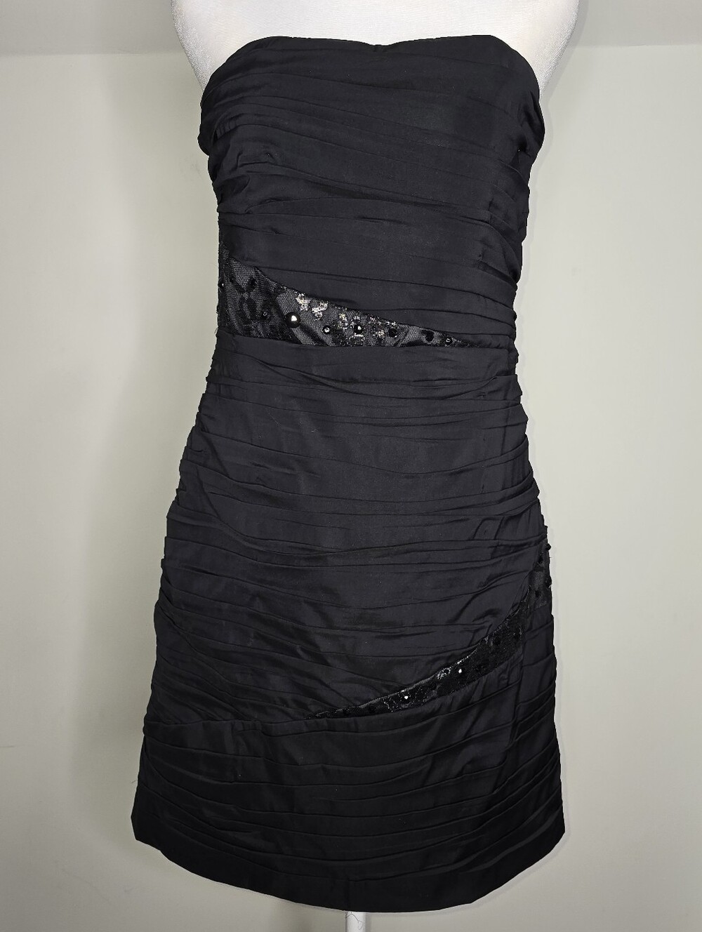 Express Y2K Black Strapless Ruched Cocktail Party Mini Dress Beaded Mesh Size 10